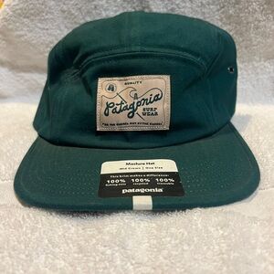 Patagonia McClure Hat Surf Label: Dark Borealis Green new